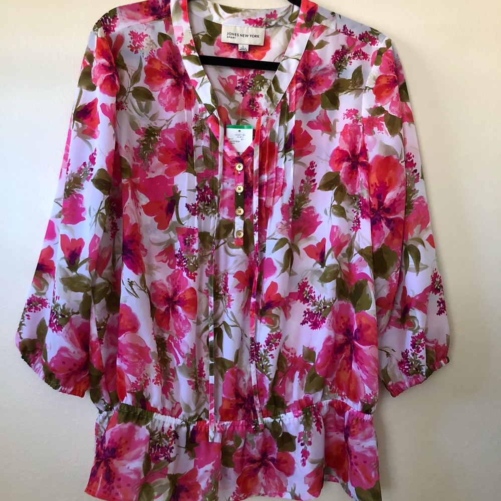 NWT Jones New York Sport Floral Print Top Size Large